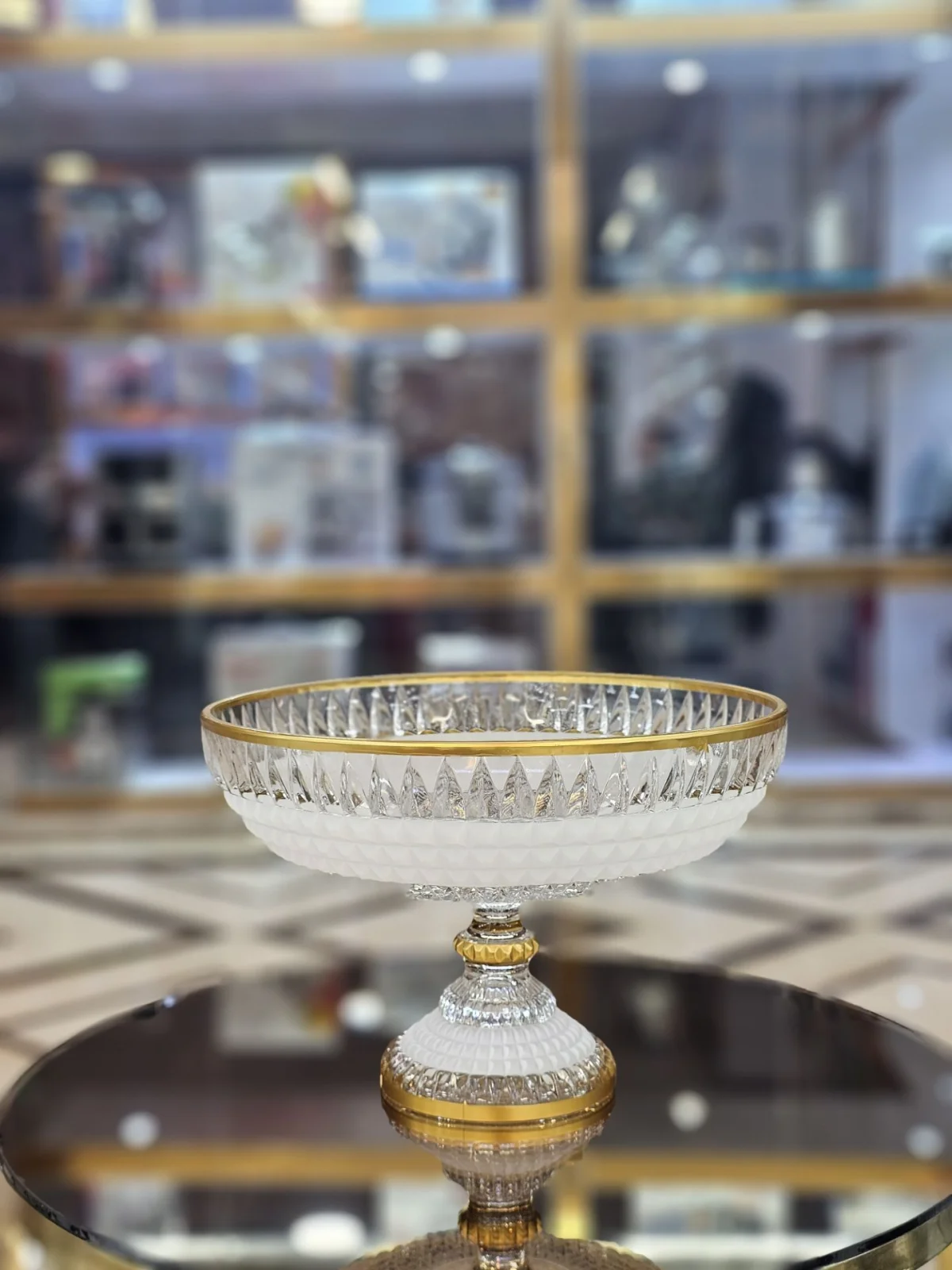 نمای 2 — سرویس پذیرایی 46پارچه HRT اکلیلی سفید خط طلا کد 6602